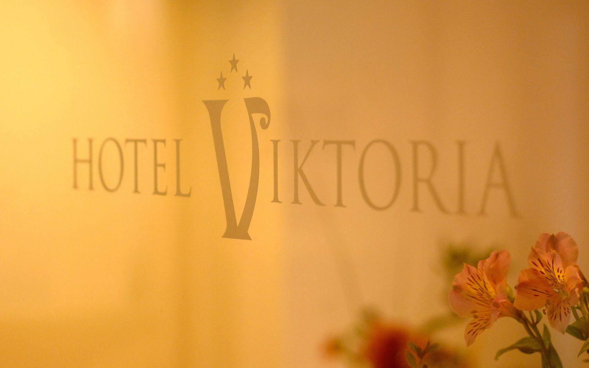 Hotel Viktoria-Leukerbad-Therme Εξωτερικό φωτογραφία